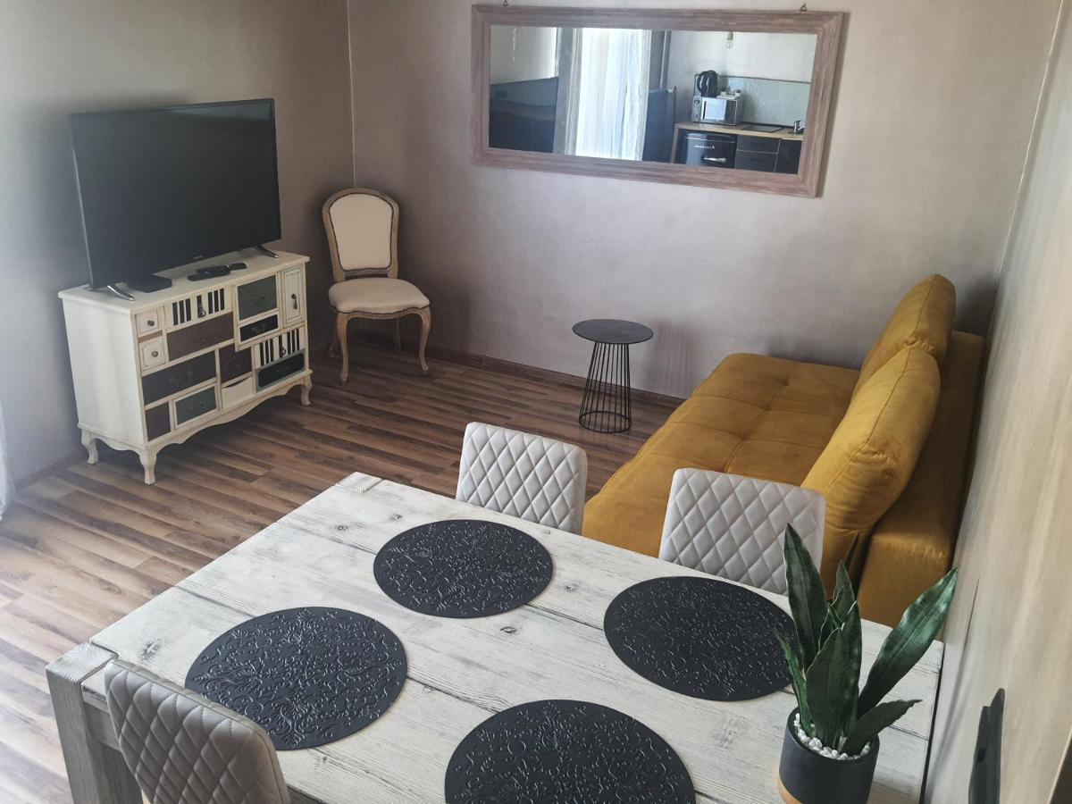マルボルクApartament Nad Fontannaアパートメント エクステリア 写真